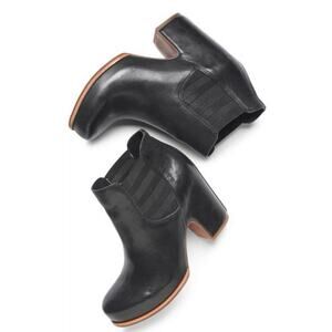 Kork-ease Shirome women black booties size 7